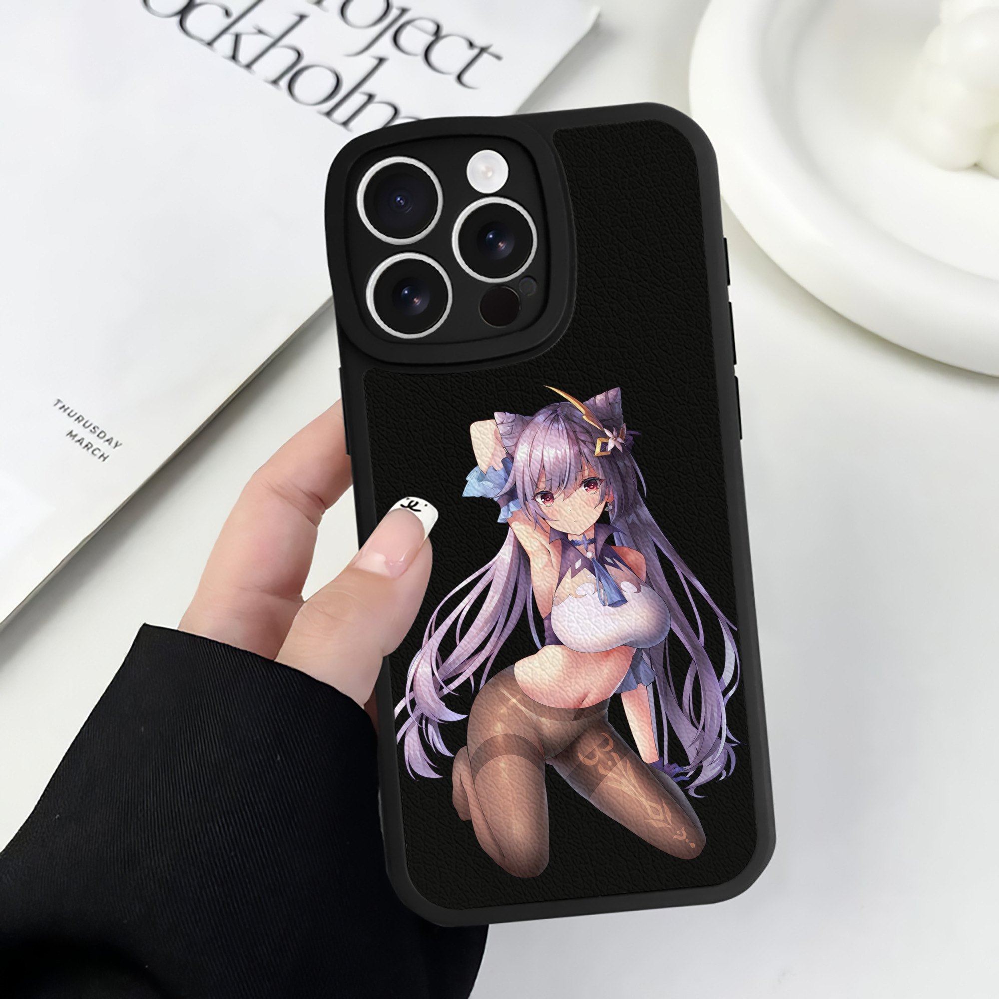 げんし神 刻晴 こくせい genshin Kokusei 【iPhone 16シリーズ対応】シリコンスマホケース（レザー調） 材質：シリコン